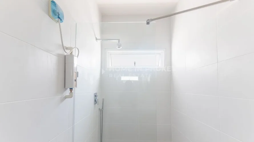 Casa de 3 dormitorios en Nai Harn Beach, Thailand No. 71 № 10