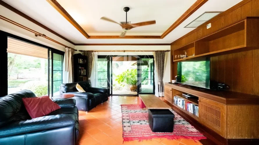 Chalet de 4 dormitorios en Nai Harn Beach, Thailand No. 115 № 22