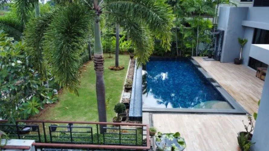 Chalet de 4 dormitorios en Nai Harn Beach, Thailand No. 362 № 24