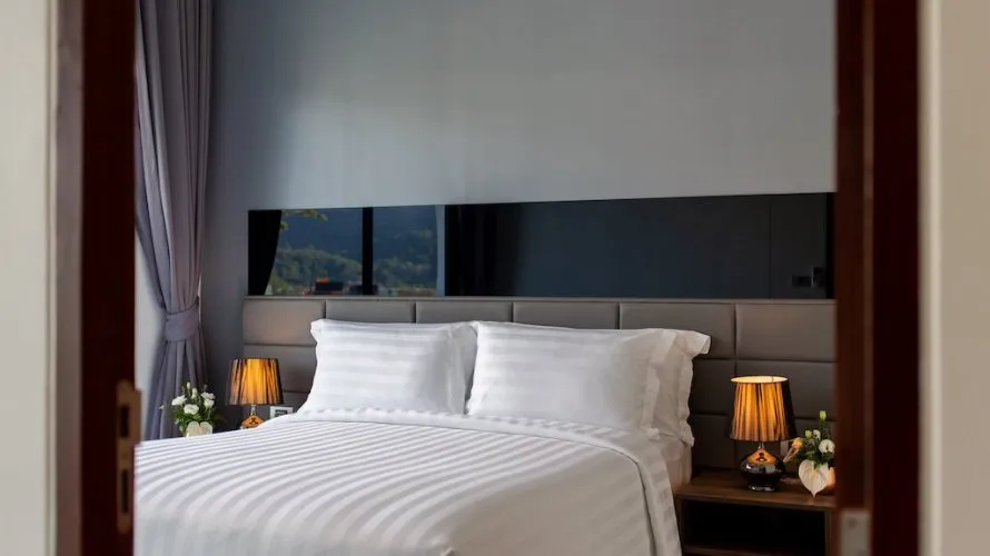 Condominio de 1 dormitorio en Nai Harn Beach, Thailand No. 364 № 7