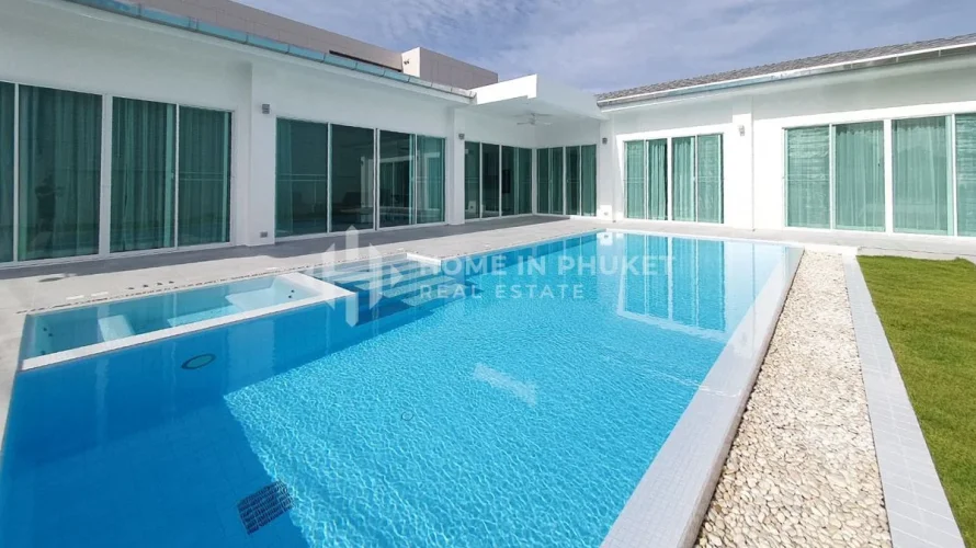 Maison de 3 chambres à Nai Harn Beach, Thailand No. 87 № 1