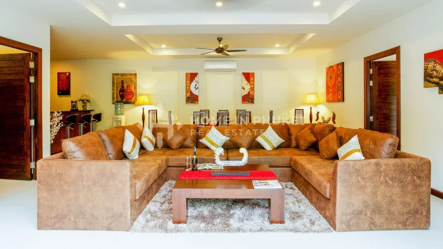 Maison de 5 chambres à Nai Harn Beach, Thailand No. 62 № 1