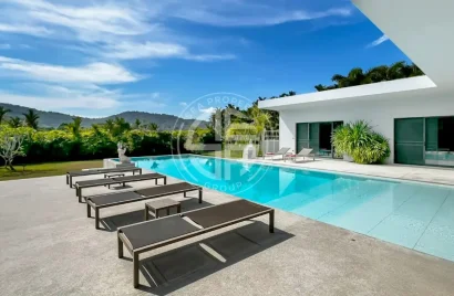 Villa de 4 chambres à Nai Harn Beach, Thailand No. 116