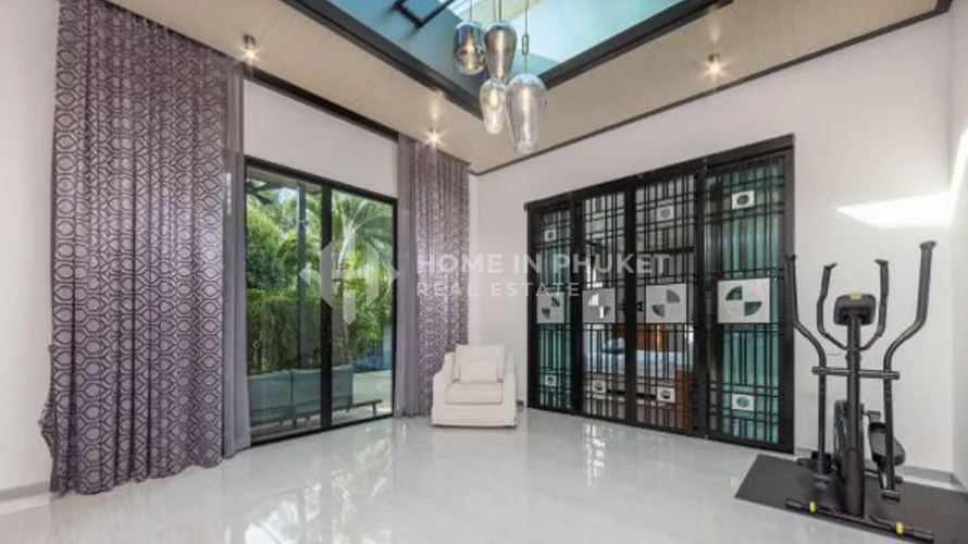 4 bedrooms house for sale, Nai Harn Beach, Thailand No. 89 № 7