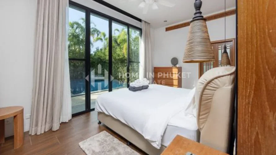 4 bedrooms house for sale, Nai Harn Beach, Thailand No. 89 № 8