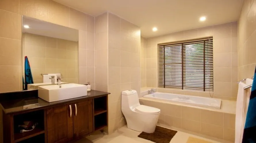4 bedrooms townhouse for sale, Nai Harn Beach, Thailand No. 27 № 11