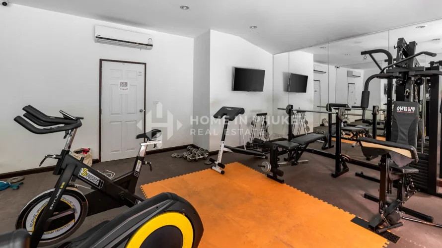 1 bedroom condominium for sale, Nai Harn Beach, Thailand No. 172 № 3