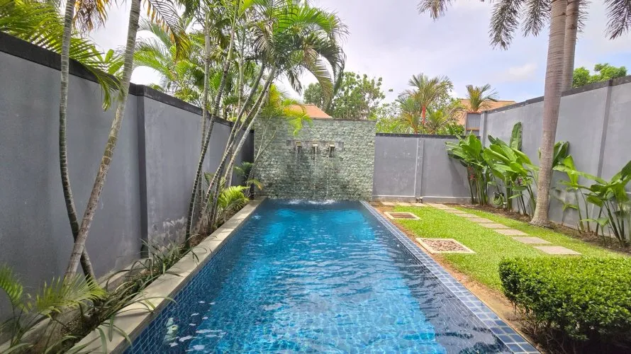 2 bedrooms villa for sale, Nai Harn Beach, Thailand No. 32 № 1