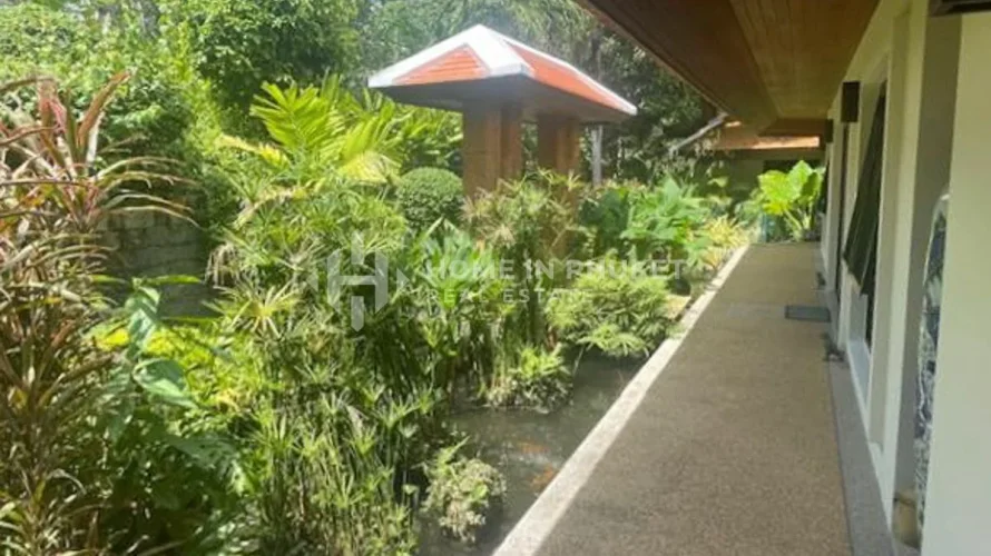 5 bedrooms house for sale, Nai Harn Beach, Thailand No. 109 № 15