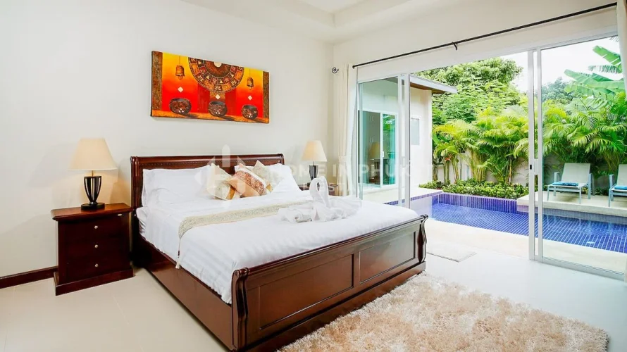 5 bedrooms house for sale, Nai Harn Beach, Thailand No. 62 № 8