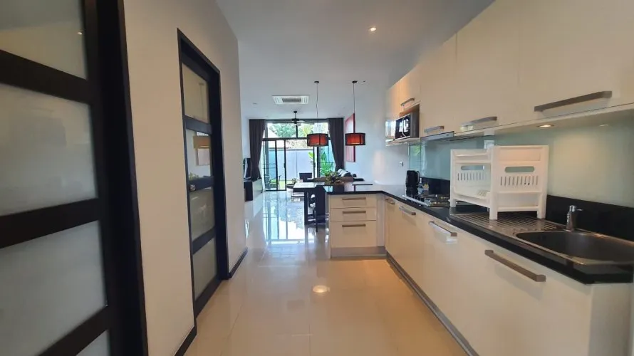 2 bedrooms villa for sale, Nai Harn Beach, Thailand No. 32 № 7