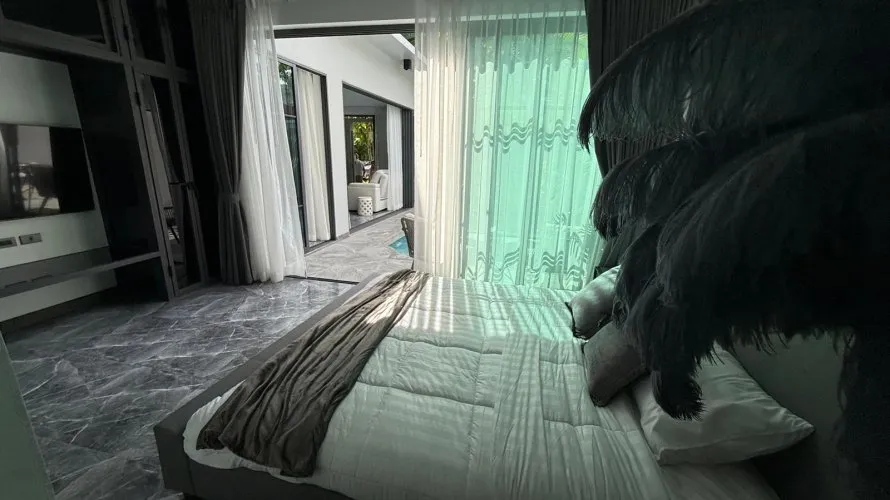 2 bedrooms villa for sale, Nai Harn Beach, Thailand No. 28 № 6