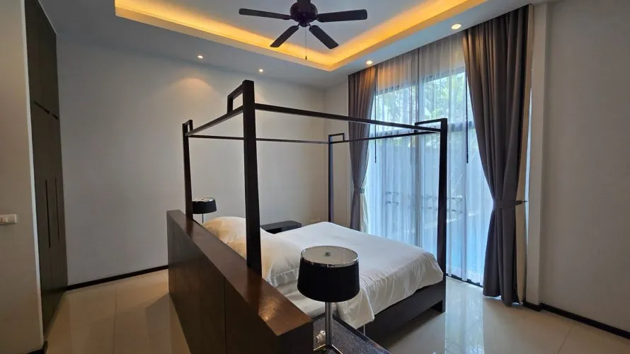 2 bedrooms villa for sale, Nai Harn Beach, Thailand No. 32 № 13