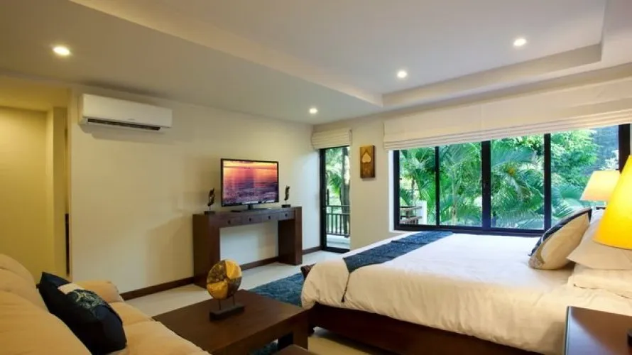 4 bedrooms townhouse for sale, Nai Harn Beach, Thailand No. 27 № 14
