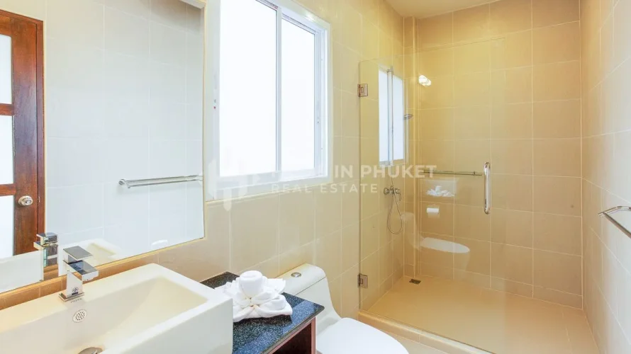 5 bedrooms house for sale, Nai Harn Beach, Thailand No. 62 № 13