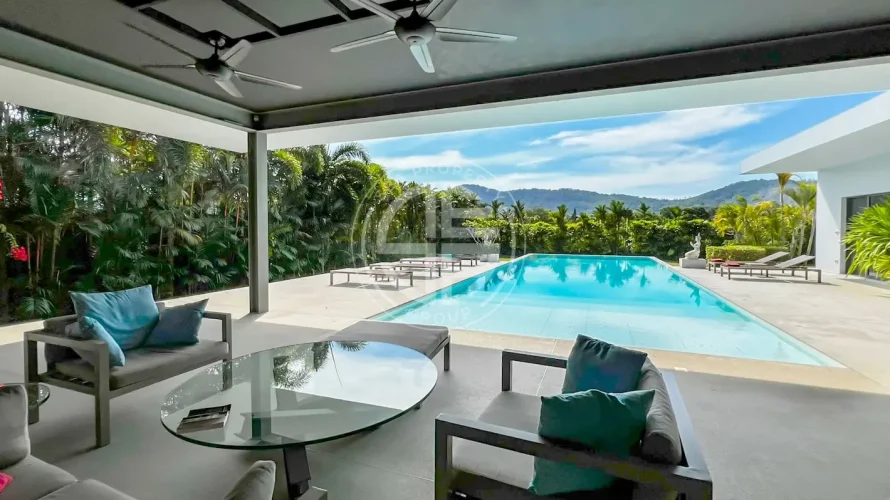 4 bedrooms villa for sale, Nai Harn Beach, Thailand No. 116 № 5