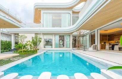 4 bedrooms house for sale, Nai Harn Beach, Thailand No. 60