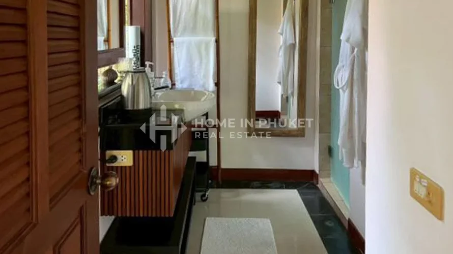 3 bedrooms house for sale, Nai Harn Beach, Thailand No. 111 № 19