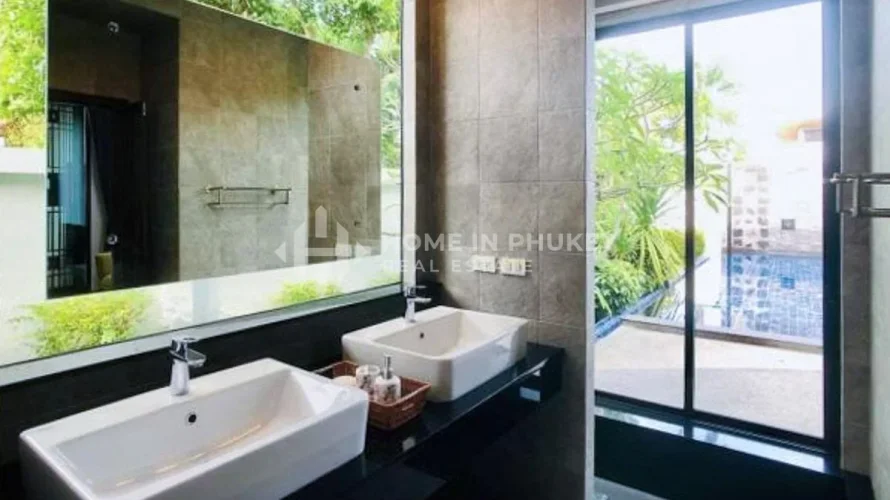 3 bedrooms house for sale, Nai Harn Beach, Thailand No. 92 № 9