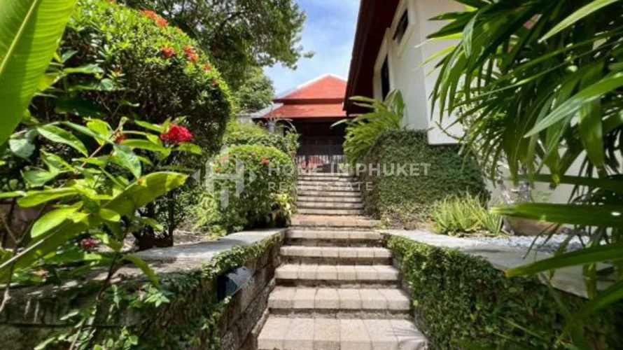 3 bedrooms house for sale, Nai Harn Beach, Thailand No. 111 № 28