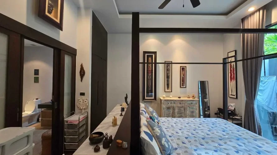 2 bedrooms house for sale, Nai Harn Beach, Thailand No. 41 № 11