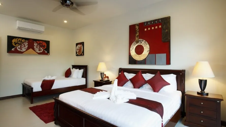 3 bedrooms villa for sale, Nai Harn Beach, Thailand No. 26 № 11