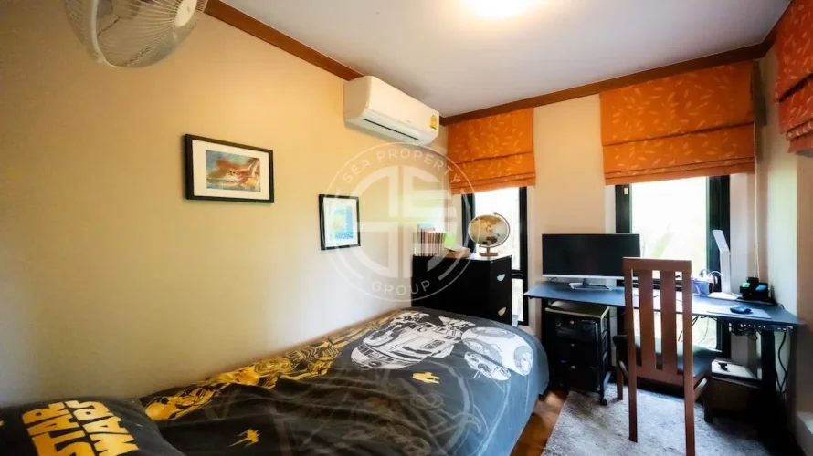 4 bedrooms villa for sale, Nai Harn Beach, Thailand No. 115 № 24