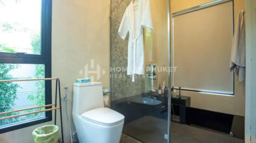 4 bedrooms house for sale, Nai Harn Beach, Thailand No. 110 № 11