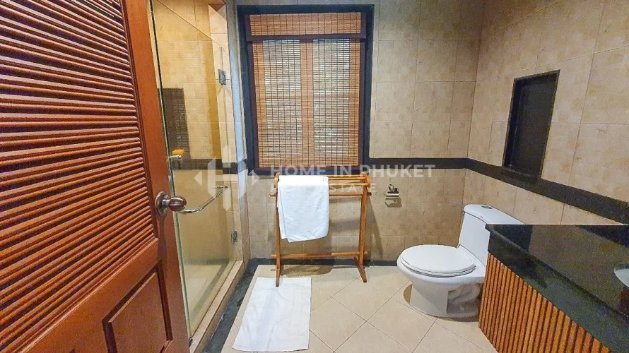 4 bedrooms house for sale, Nai Harn Beach, Thailand No. 66 № 23