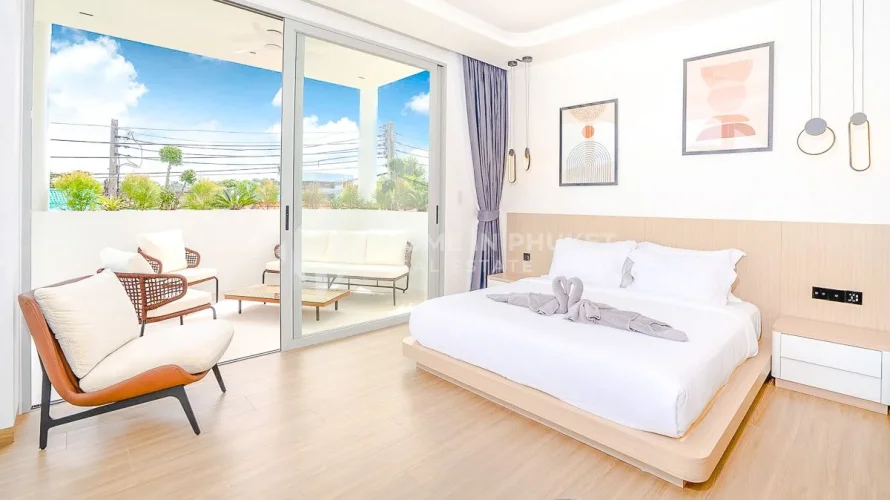 5 bedrooms house for sale, Nai Harn Beach, Thailand No. 65 № 24