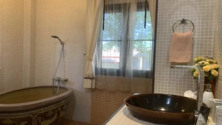 5 bedrooms villa for sale, Nai Harn Beach, Thailand No. 166 № 2