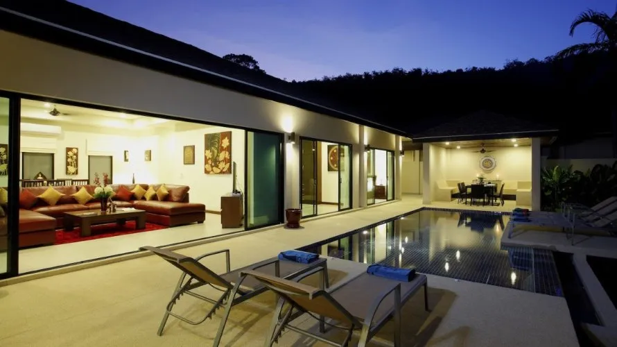 3 bedrooms villa for sale, Nai Harn Beach, Thailand No. 26 № 16