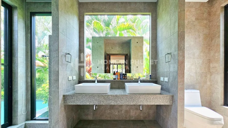 3 bedrooms house for sale, Nai Harn Beach, Thailand No. 74 № 13