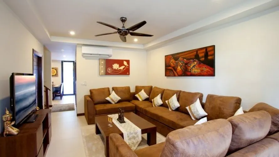 4 bedrooms townhouse for sale, Nai Harn Beach, Thailand No. 27 № 19