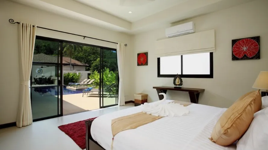 3 bedrooms villa for sale, Nai Harn Beach, Thailand No. 26 № 8