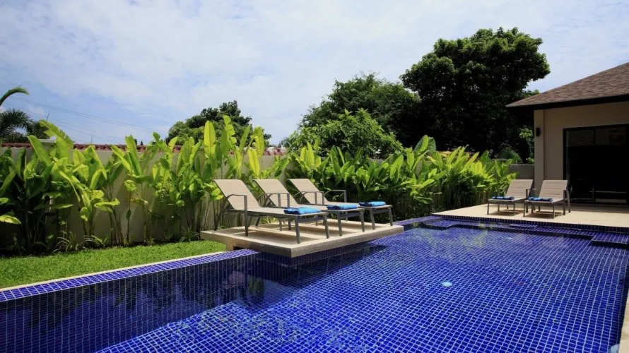 3 bedrooms villa for sale, Nai Harn Beach, Thailand No. 26 № 6