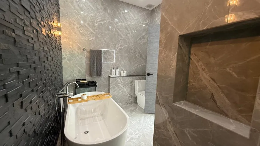 2 bedrooms villa for sale, Nai Harn Beach, Thailand No. 28 № 1