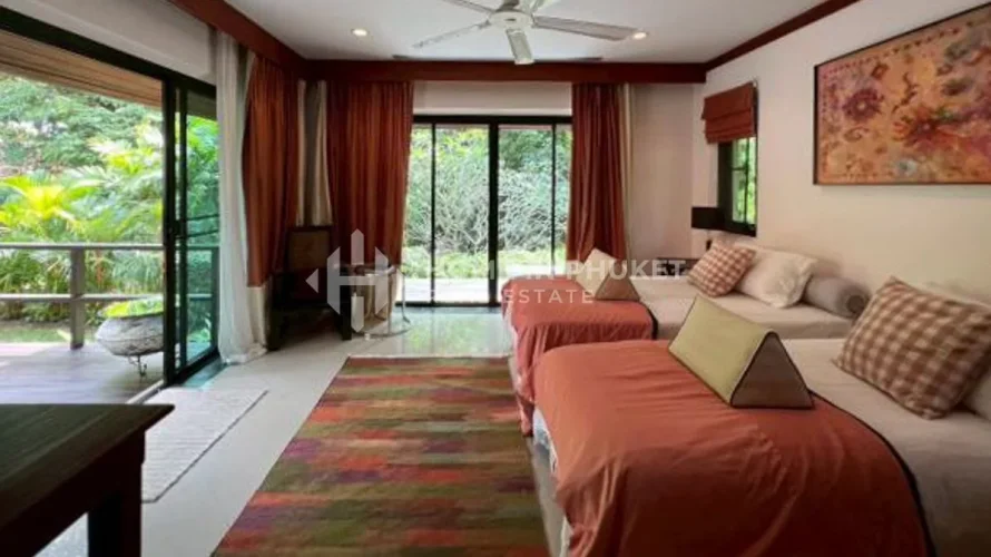 3 bedrooms house for sale, Nai Harn Beach, Thailand No. 111 № 18