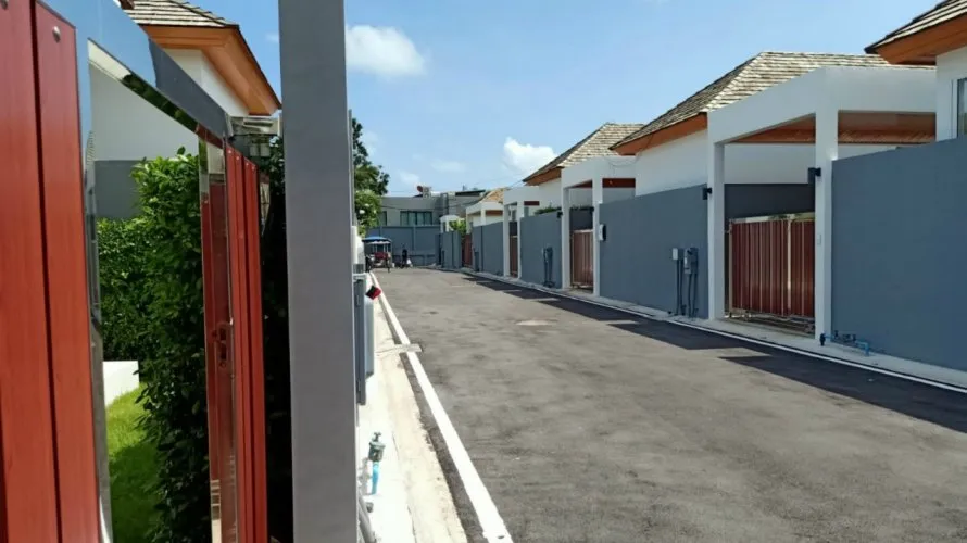 3 bedrooms villa for sale, Nai Harn Beach, Thailand No. 175 № 7
