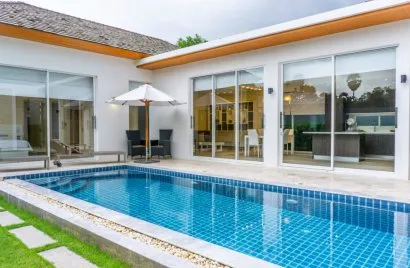 3 bedrooms villa for sale, Nai Harn Beach, Thailand No. 175